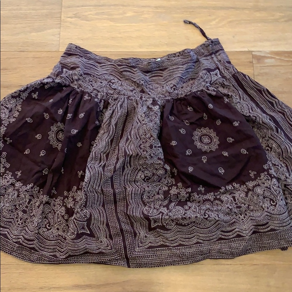 Brown light flowing skirt